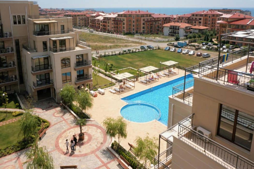 Patrick'S Apartments - Sorrento Sole Mare, Sveti Vlas Exterior photo
